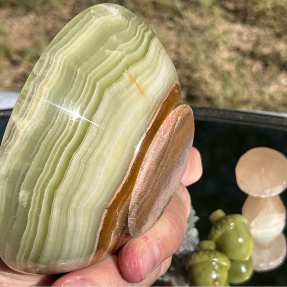 Banded Green Onyx Bowl, Selenite Mushrooms, Grape Agate, Ocean Jasper Chips - Picture 12 of 16